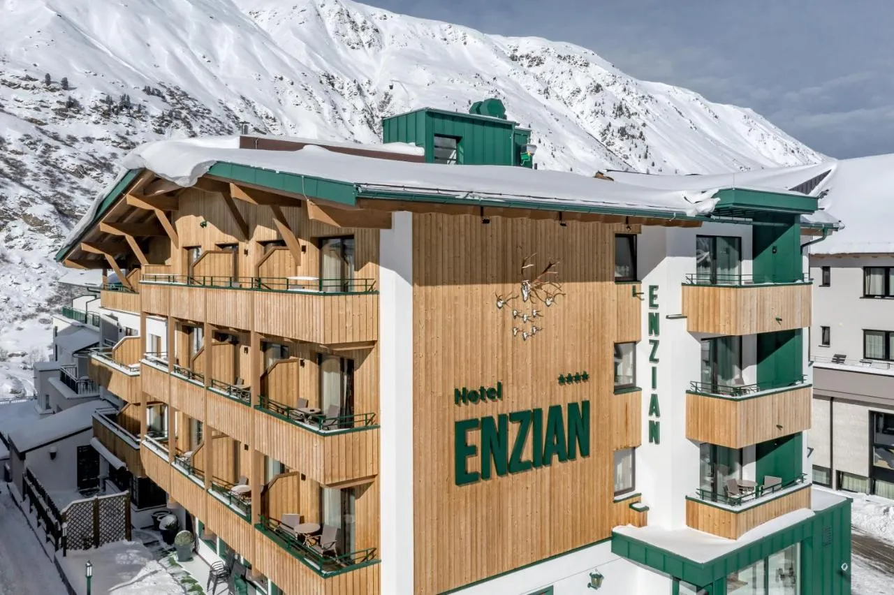 Building hotel Hotel Enzian