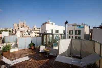 Building hotel Hostal Apuntadores 8