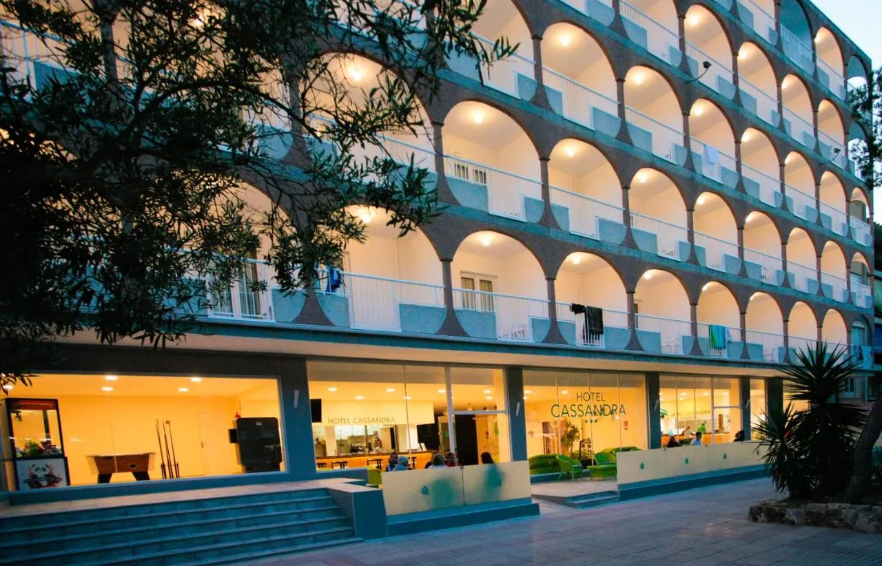 Building hotel Hotel Cassandra