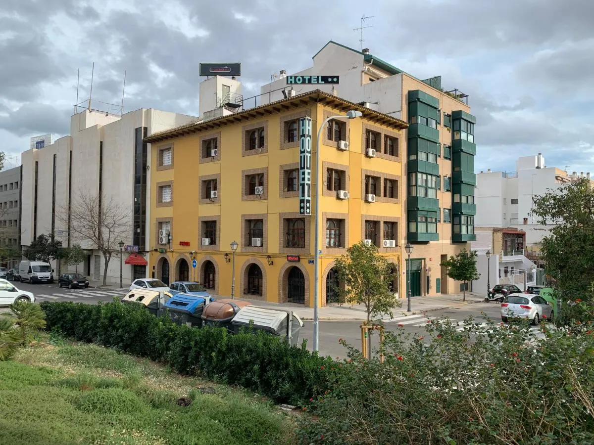 Building hotel Sundos Feria Valencia