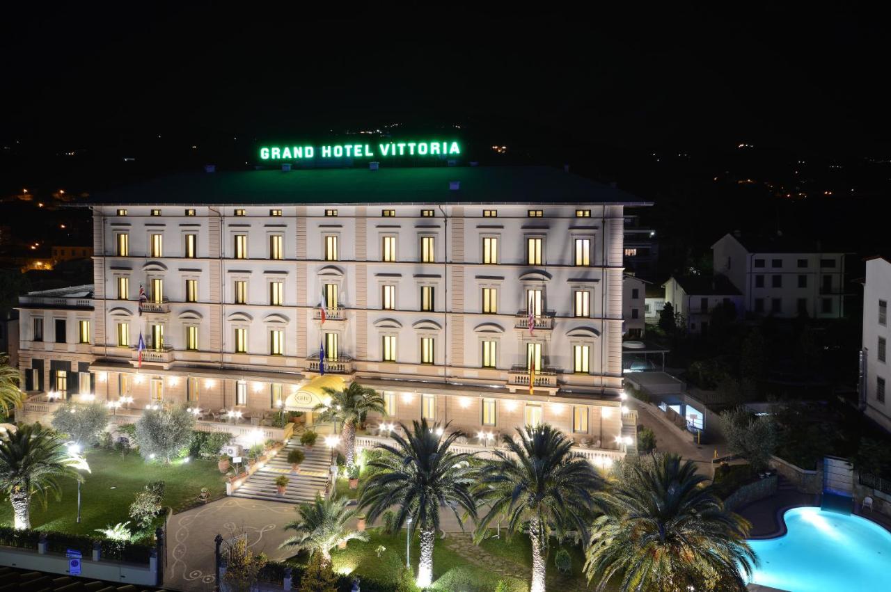 Building hotel Vittoria Grand Hotel