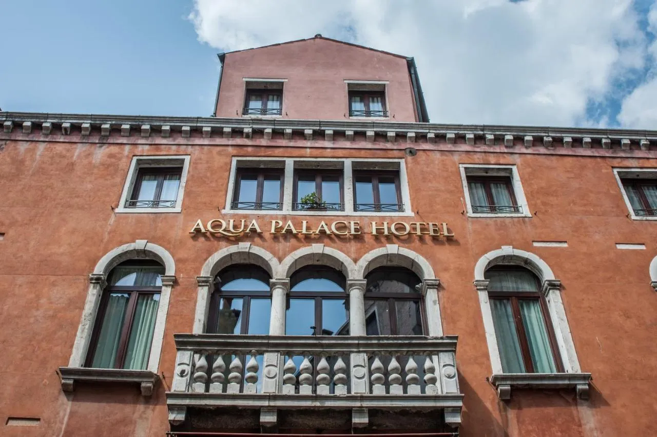 Hotel Aqua Palace