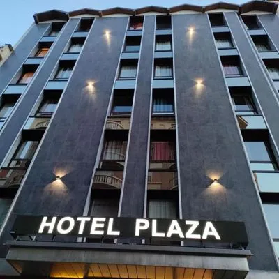 Hotel Plaza Galleriebild 0