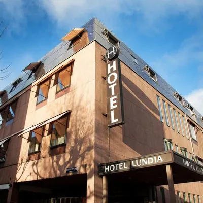 Building hotel Hotel Lundia