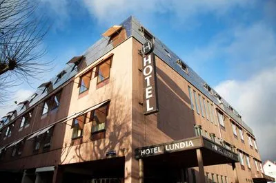 Gebäude von Hotel Lundia