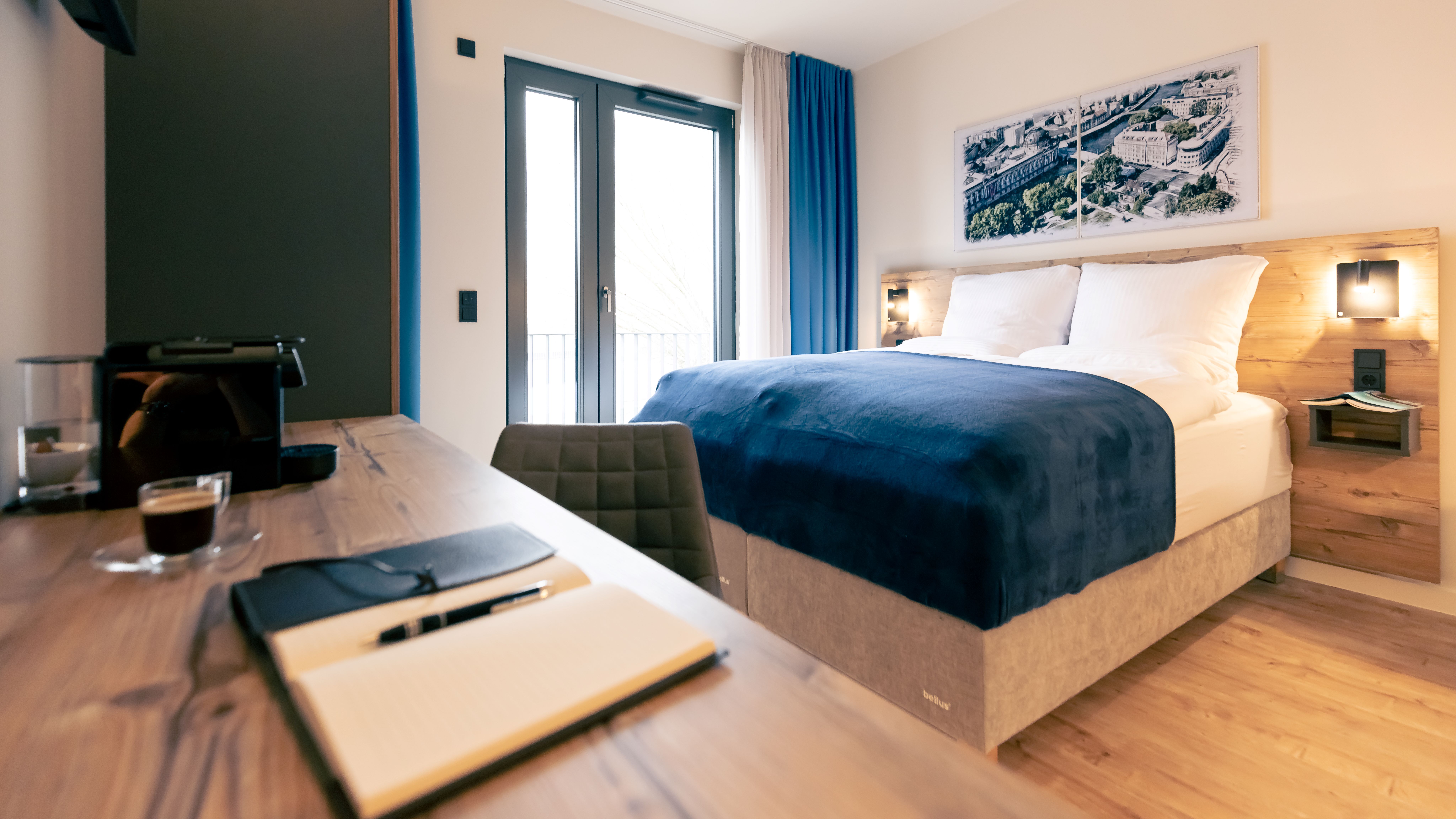 Building hotel Nena Apartments SpreeBlau