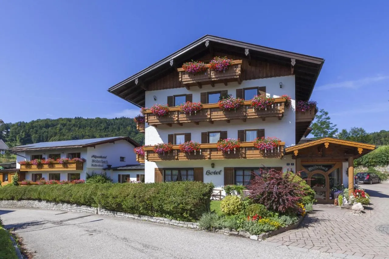 Building hotel Alpenhotel Weiherbach