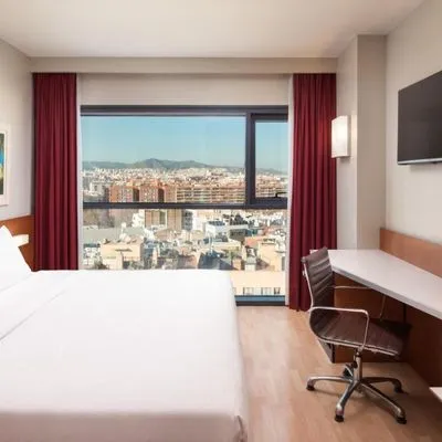Building hotel Hotel Four Points by Sheraton Barcelona Diagonal