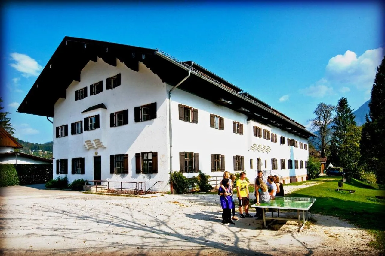 Building hotel DJH Jugendherberge Berchtesgaden