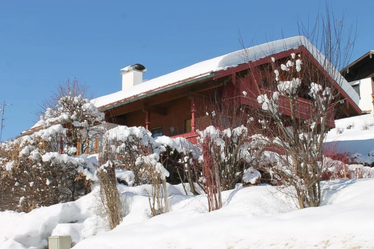 Alpen-Chalet-Sol-Alpium