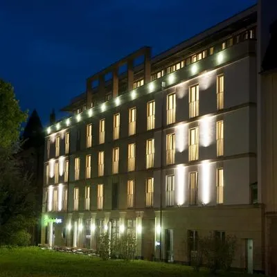 Building hotel Holiday Inn Express Baden-Baden