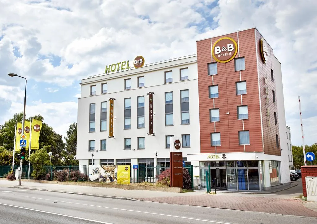 B&B Hotel Warszawa-Okęcie