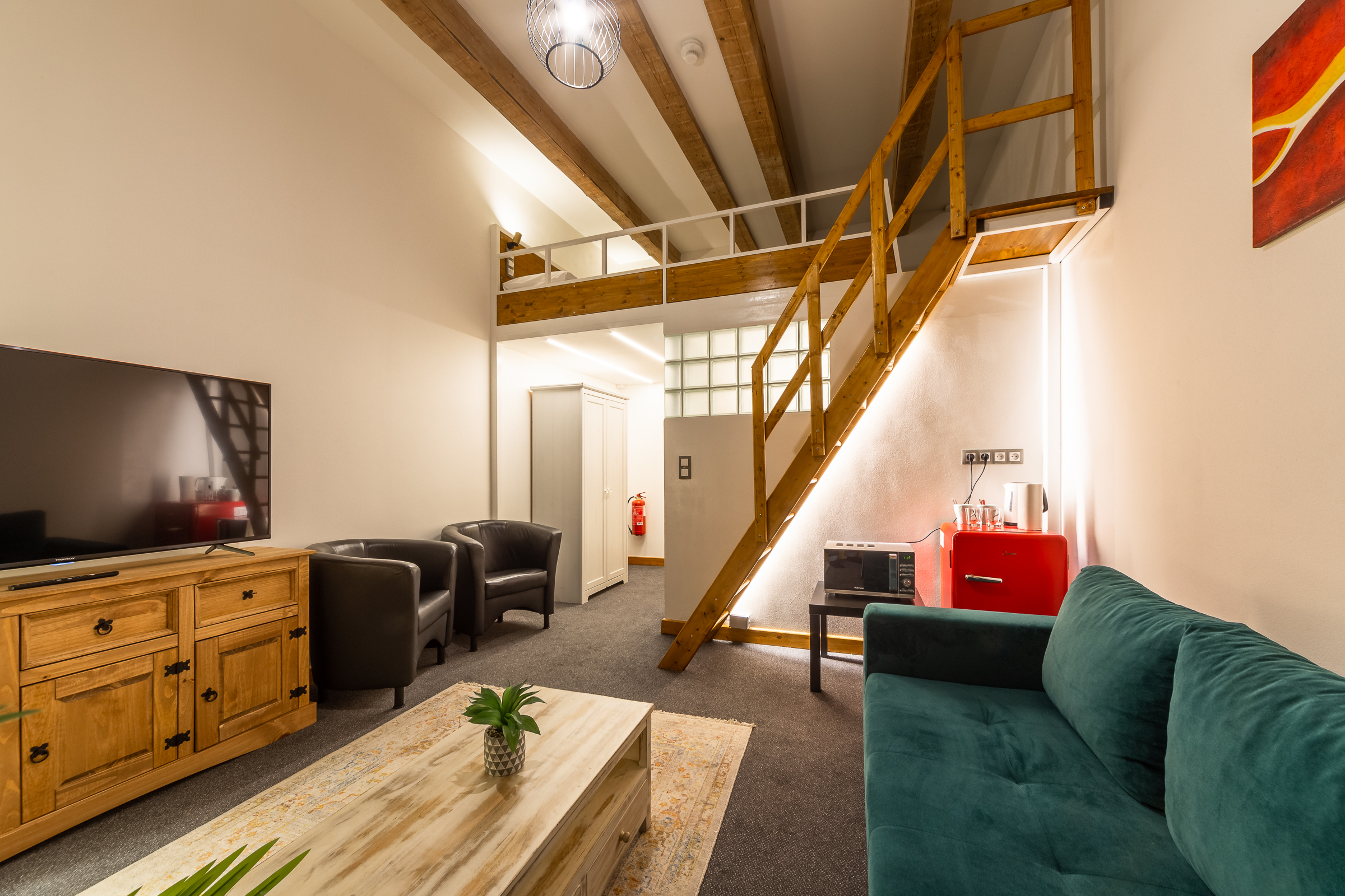 Building hotel S42 Hotel