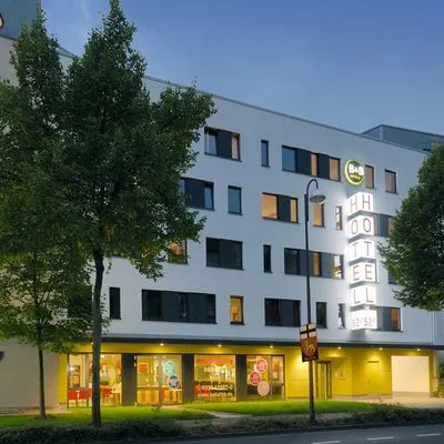 Building hotel B&B Hotel Bonn-West