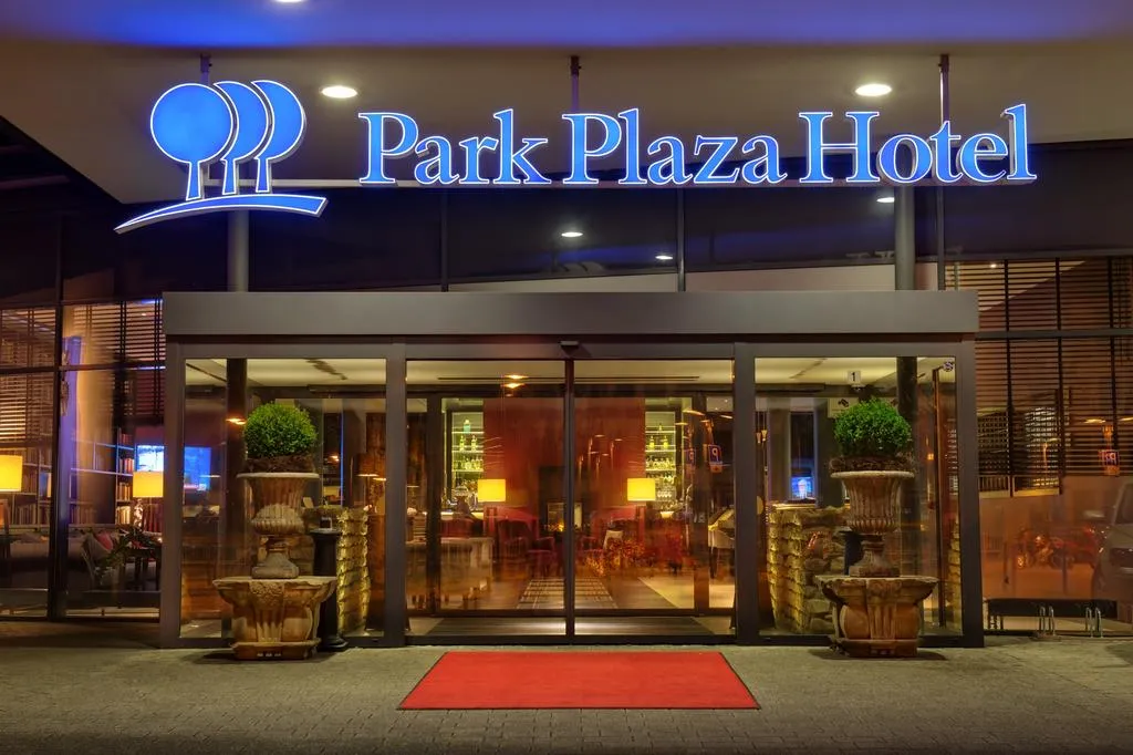 Building hotel Park Plaza Trier