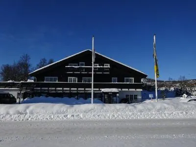 Building hotel Øen Turistsenter