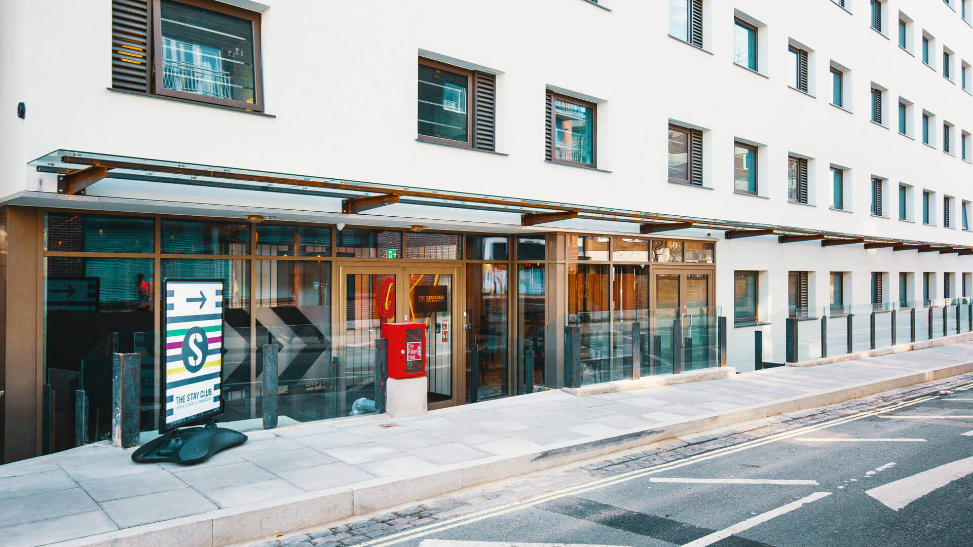 Building hotel The Stay Club Kentish Town