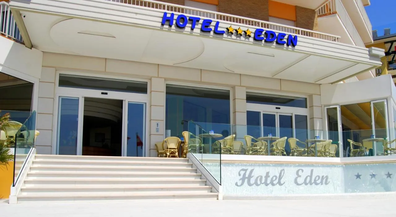 Building hotel Hotel Eden