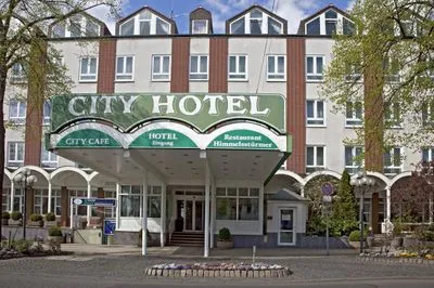 Building hotel City Hotel