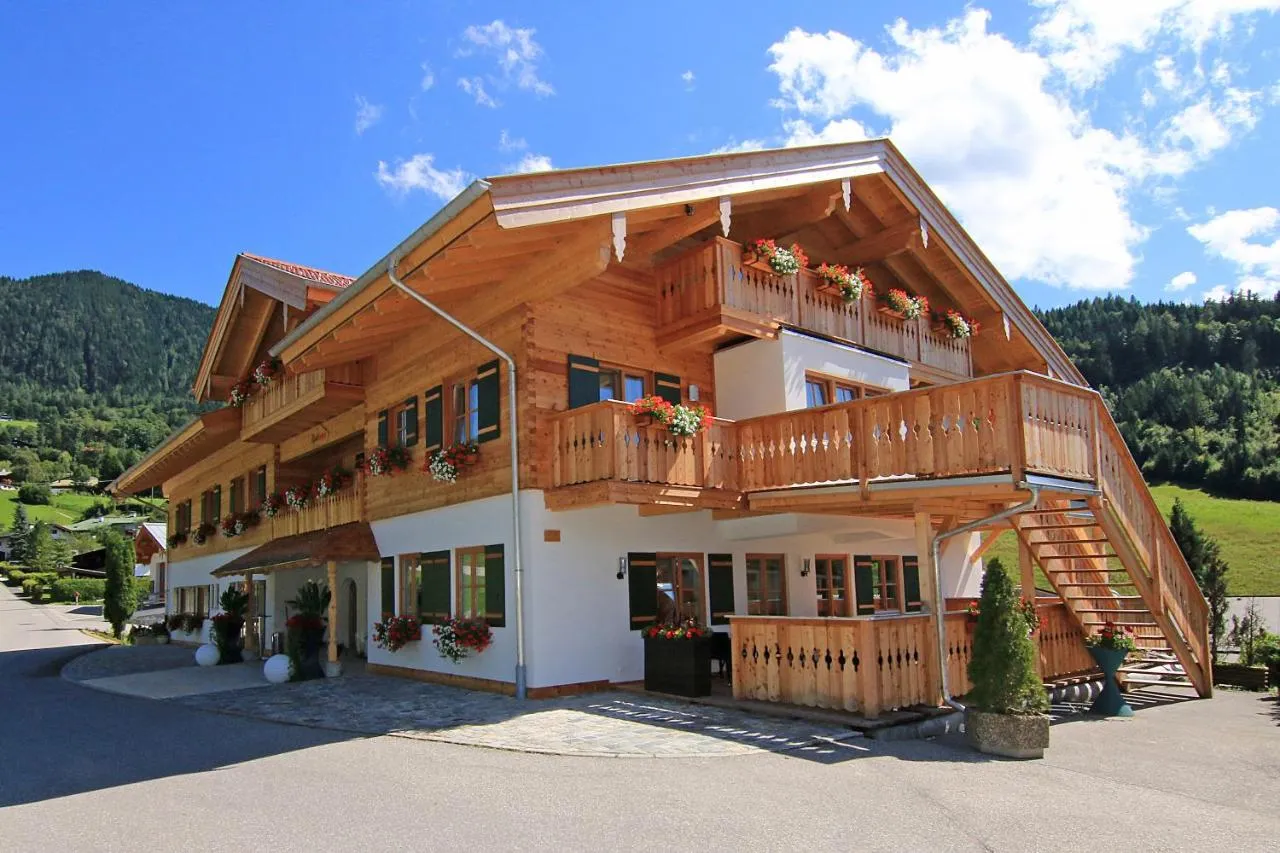 Building hotel Alpinhotel Berchtesgaden
