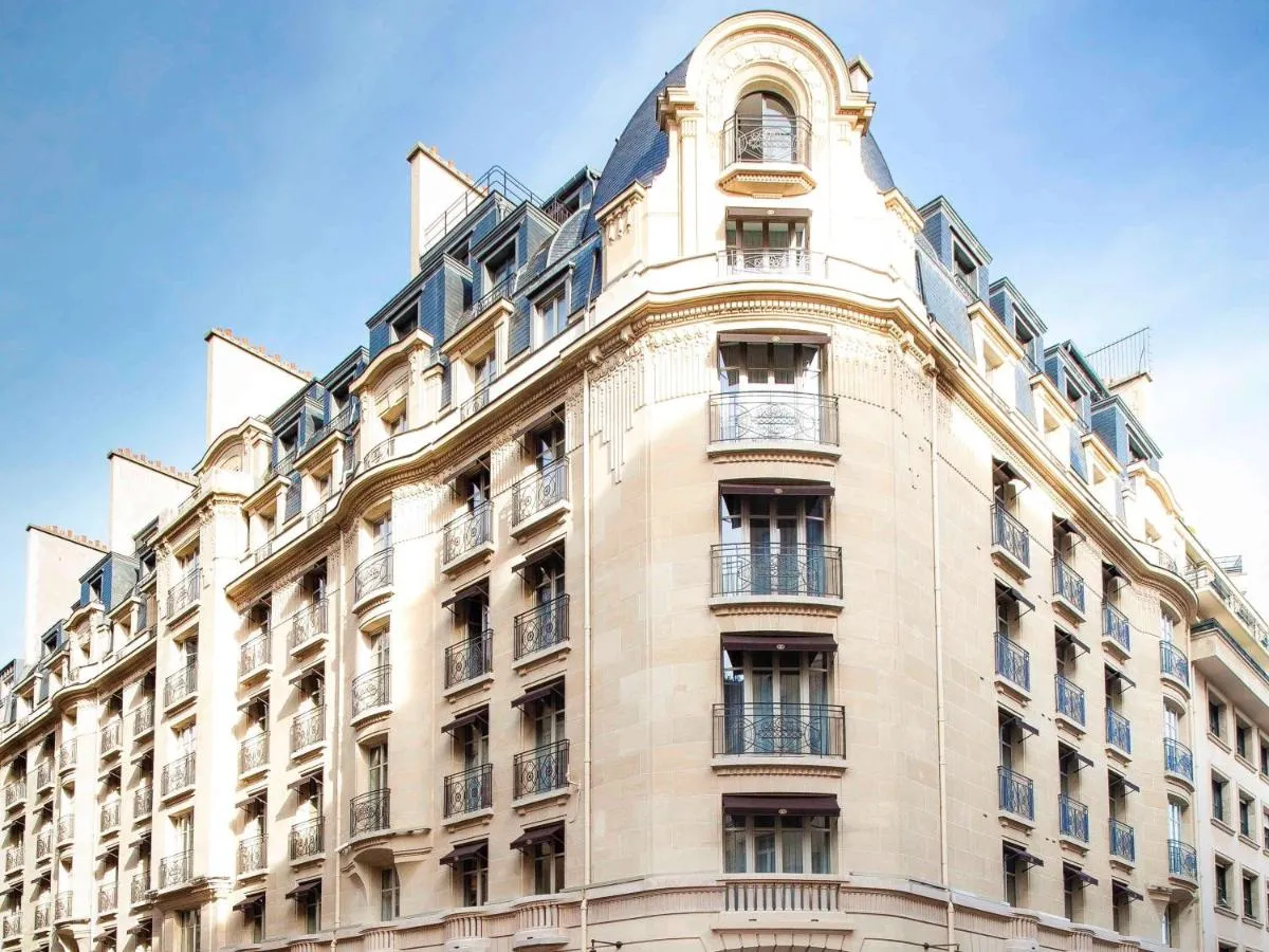 Building hotel Arc de Triomphe Paris Sofitel Demeure Hotels
