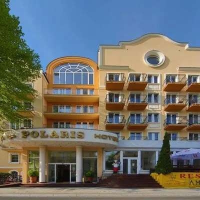 Building hotel Hotel Polaris