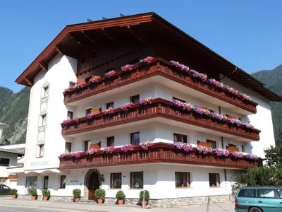 Building hotel Scheulinghof