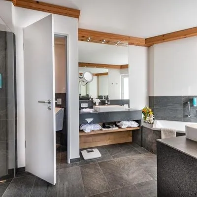 Building hotel Dein Engel