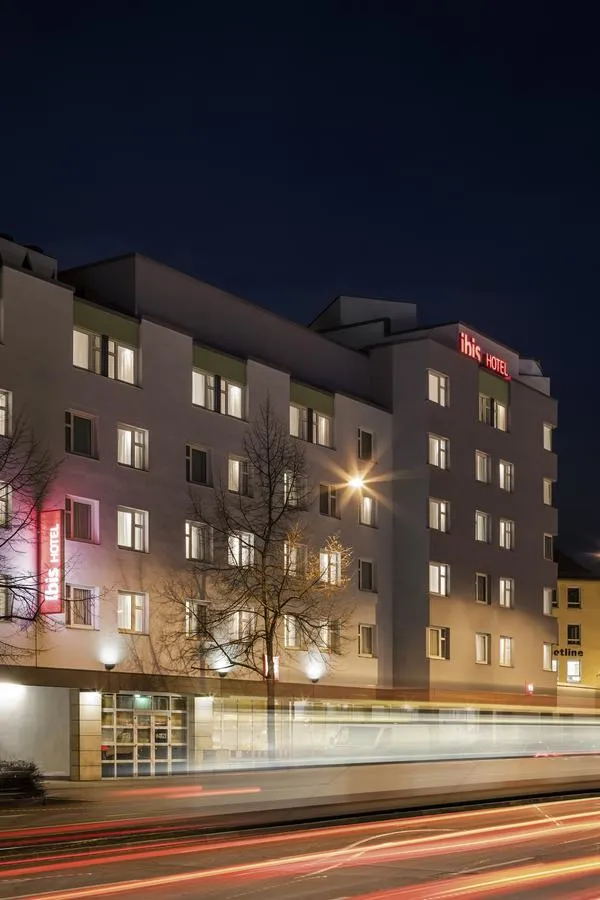 Building hotel ibis Nuernberg City am Plärrer