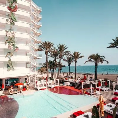 Ushuaia Ibiza Beach Hotel - Adults Only Galleriebild 2