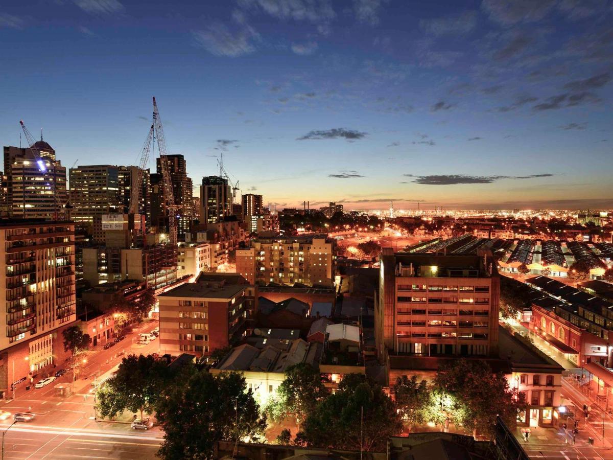 Building hotel Hotel Mercure Melbourne Therry Street