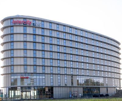 Building hotel IntercityHotel Amsterdam Airport