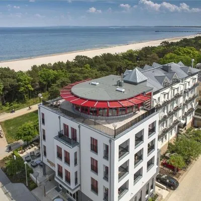 Building hotel Strandhotel Heringsdorf