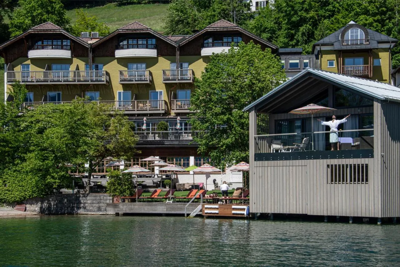 Building hotel Cortisen am See