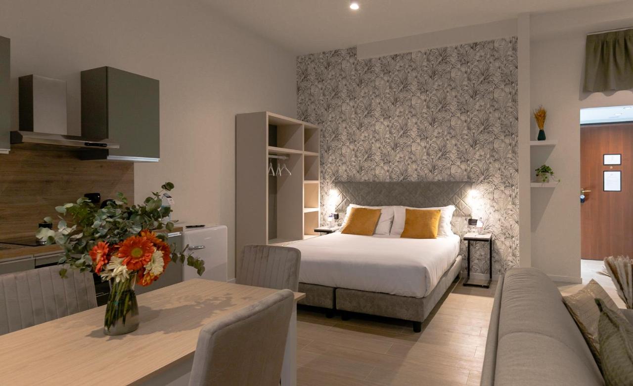 Building hotel Aiello Hotels Citylife Apartments
