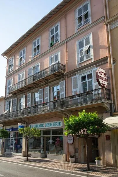 Gebäude von Hotel Richelieu Menton