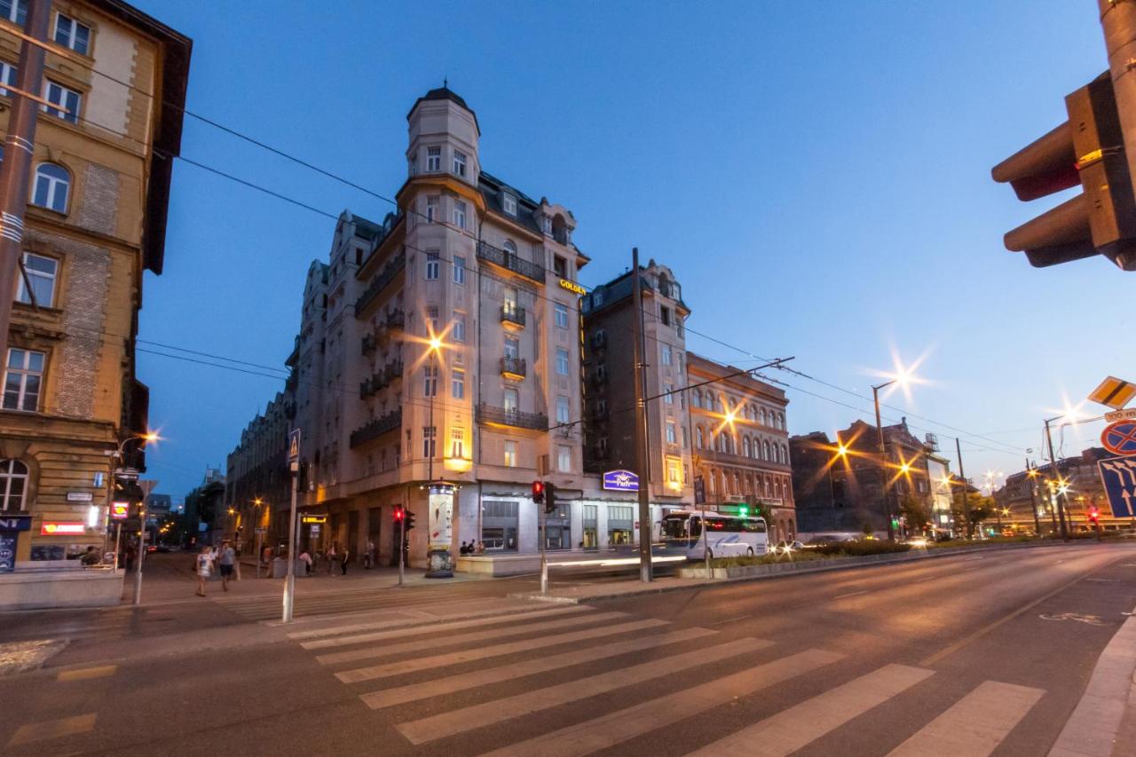 Building hotel East City Hotel Budapes