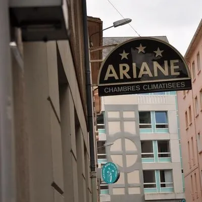 Building hotel Hotel Ariane