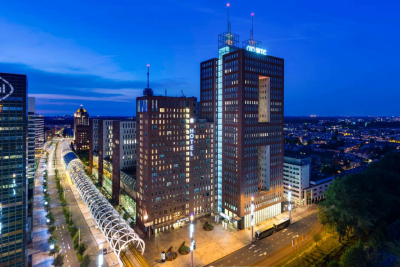 Building hotel NH Den Haag