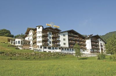 Building hotel Hotel Bergkristall
