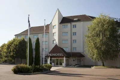 Building hotel Novotel Beaune