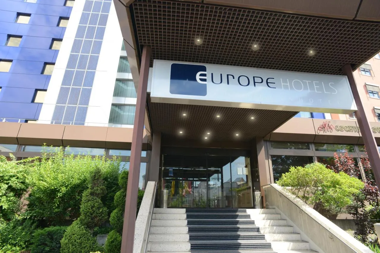 Building hotel PLAZA Kongresshotel Europe