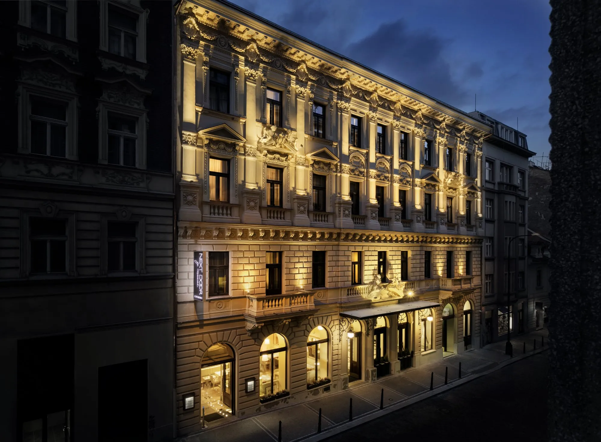 Building hotel Cosmopolitan Prague