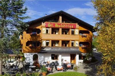 Building hotel St. Hubertus