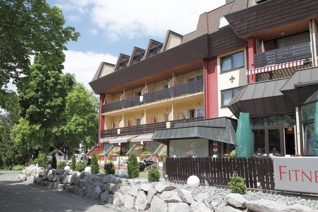 Building hotel Waldeck Spa Kur - & Wellness Resort