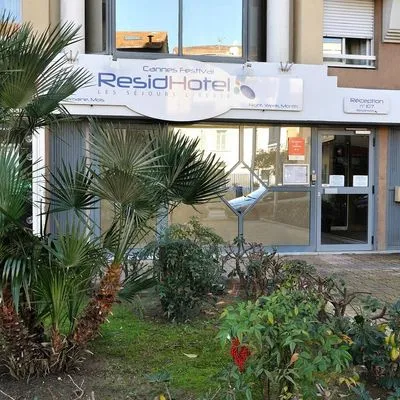 Building hotel Residhotel Cannes Festival
