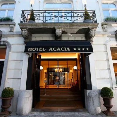 Building hotel Acacia