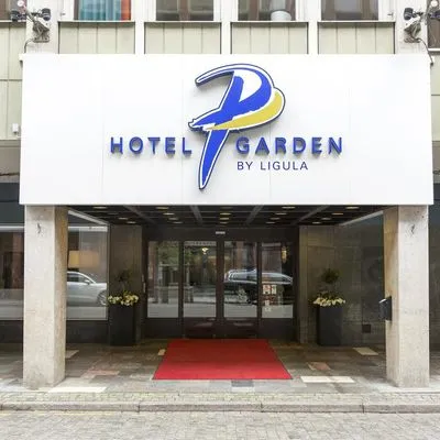 Building hotel Hotel Garden