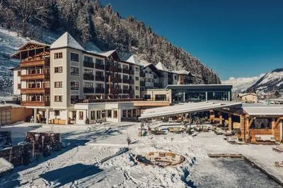 Building hotel Hotel Alpenblick