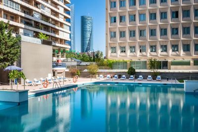 Building hotel Madrid Chamartin affiliated by Melia Hotels International